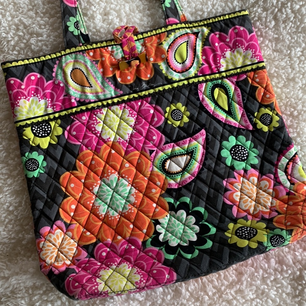 Vera Bradley Purse. Gently Used